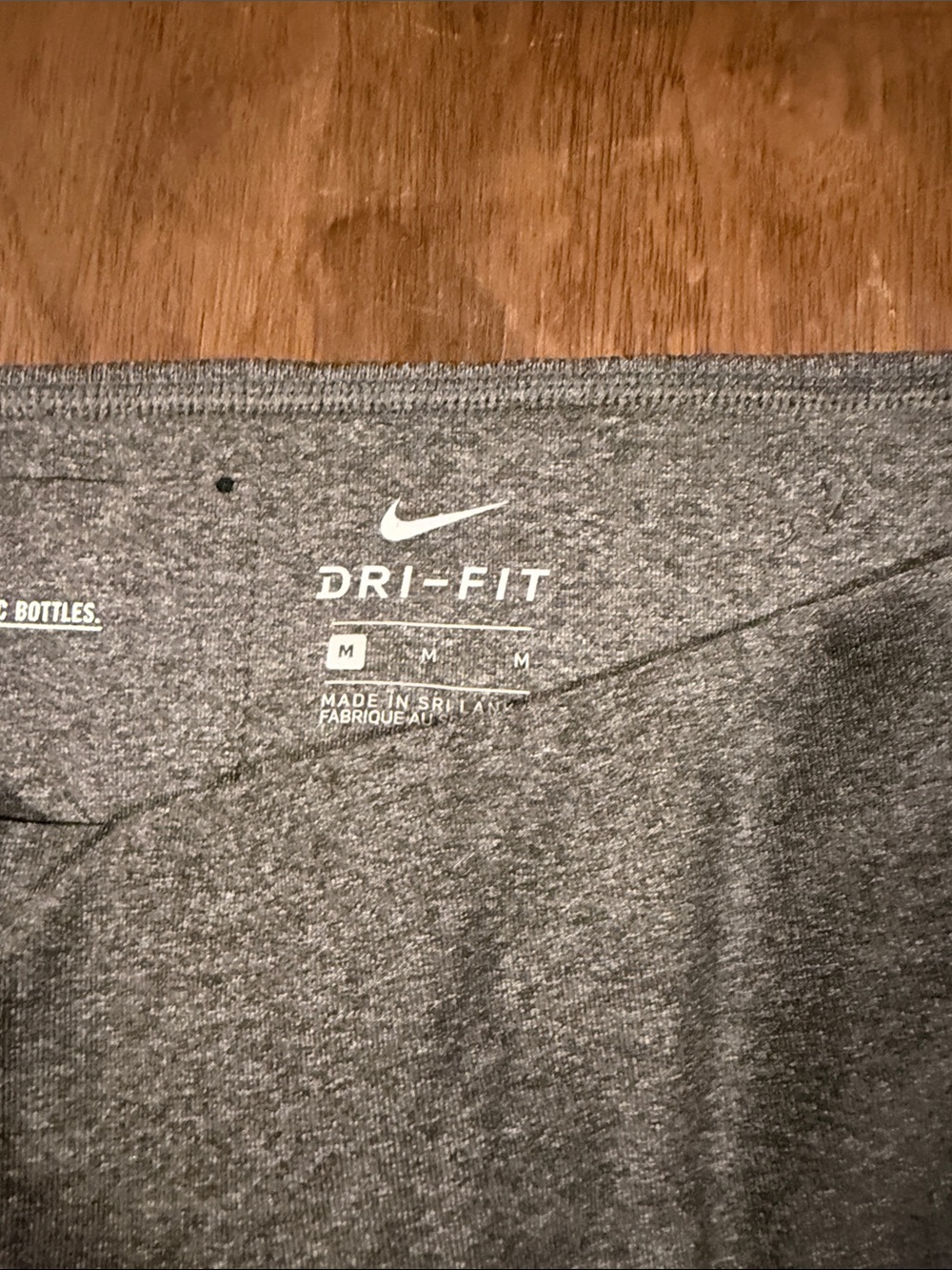 Nike Gray Leggings with White Side Panels - Picture 3 of 4